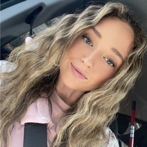 Meet your Posher, Bethany